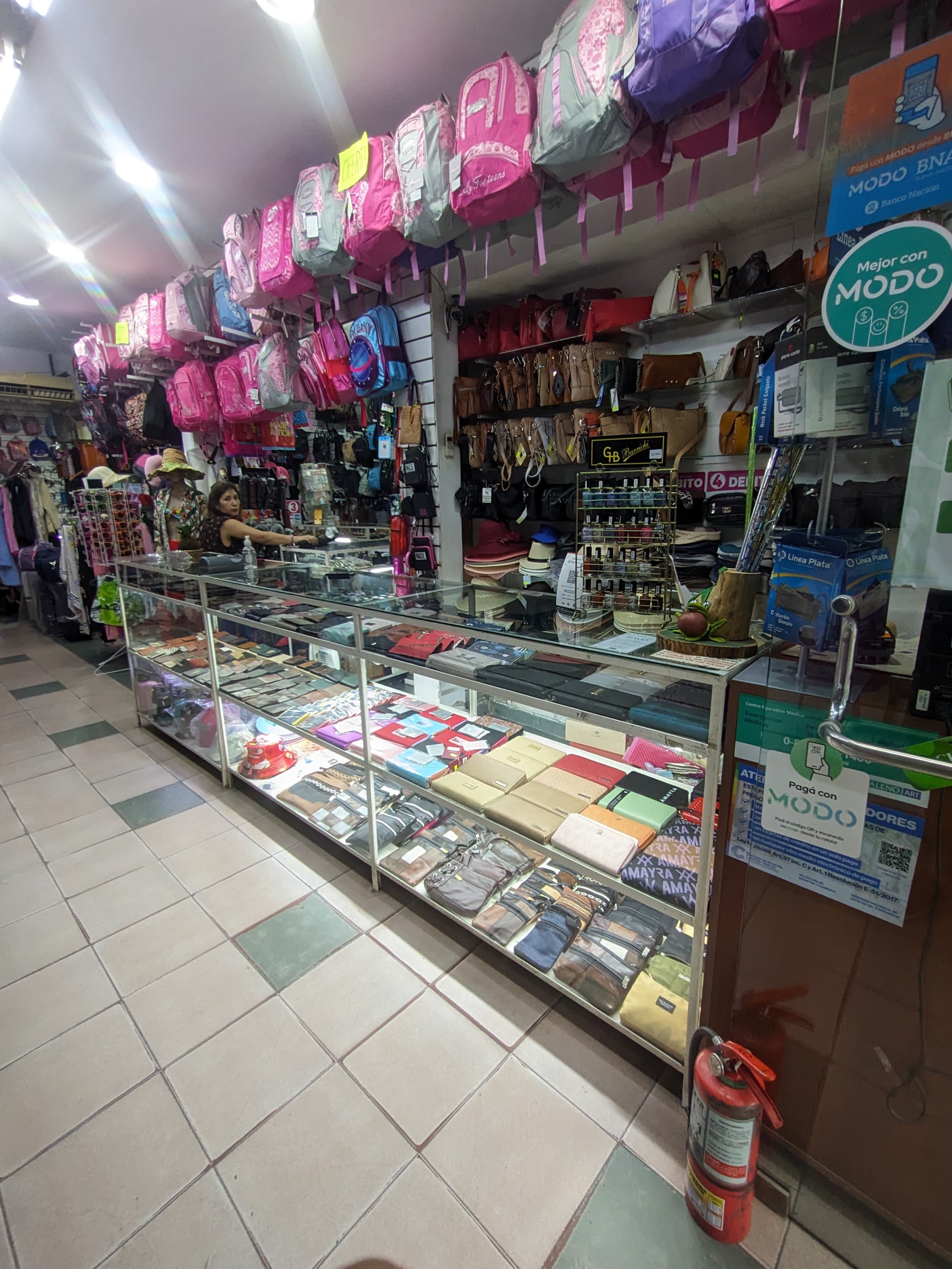 Interior Marroquinería JMR